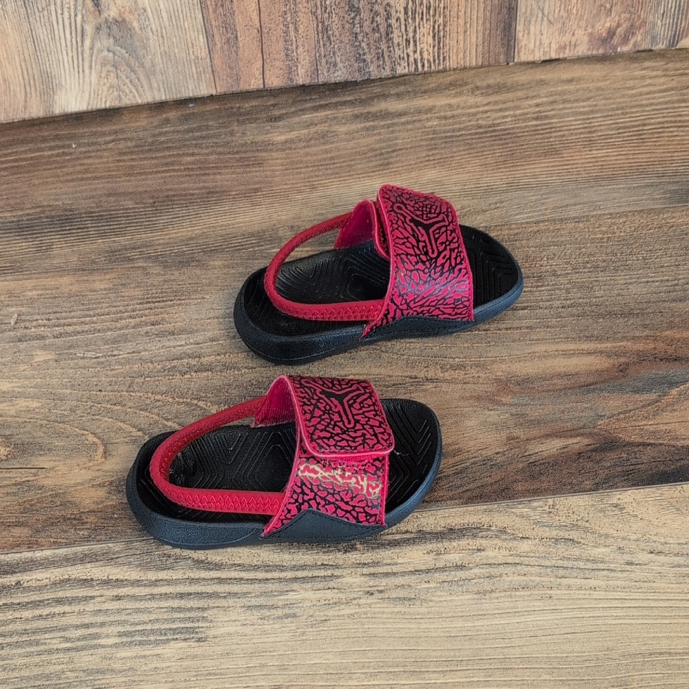 Air Jordan Toddler Hydro Slide BQ6293-600 Sandals 7C          Q195